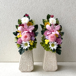 西山熊娘ページ　プリザーブドフラワー仏花　一対　高さ30cm　花器付き aisaisai_ff12