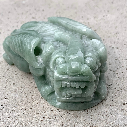 迫力の大きさ☆ミャンマー産ビルマ翡翠の貔貅の置物☆左まわり向き☆渋