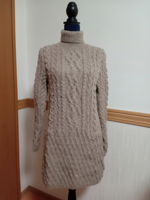 アランニット風　チェックワンピース　（白）見本です 涙開き風ミモレ丈ニットワンピースsdpxyf3300 ベージュ – [公式