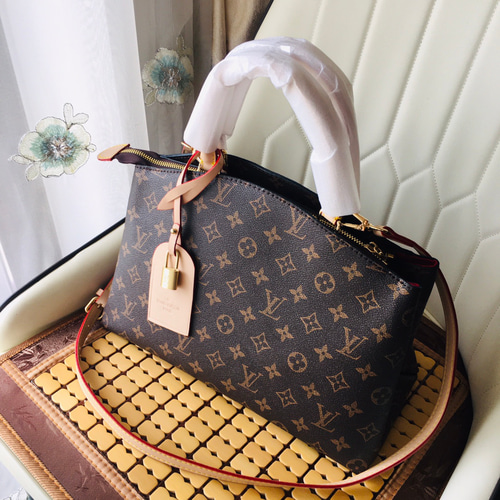 Louis Vuitton  ルイヴィトン バッグ