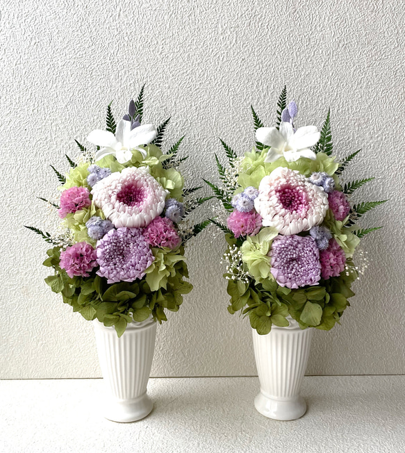 プリザーブドフラワー仏花　高さ30cm お盆　お供え花　一対　花器一体型 仏花 大きめサイズ 花器付 30cm プリザーブドフラワー ホワイト
