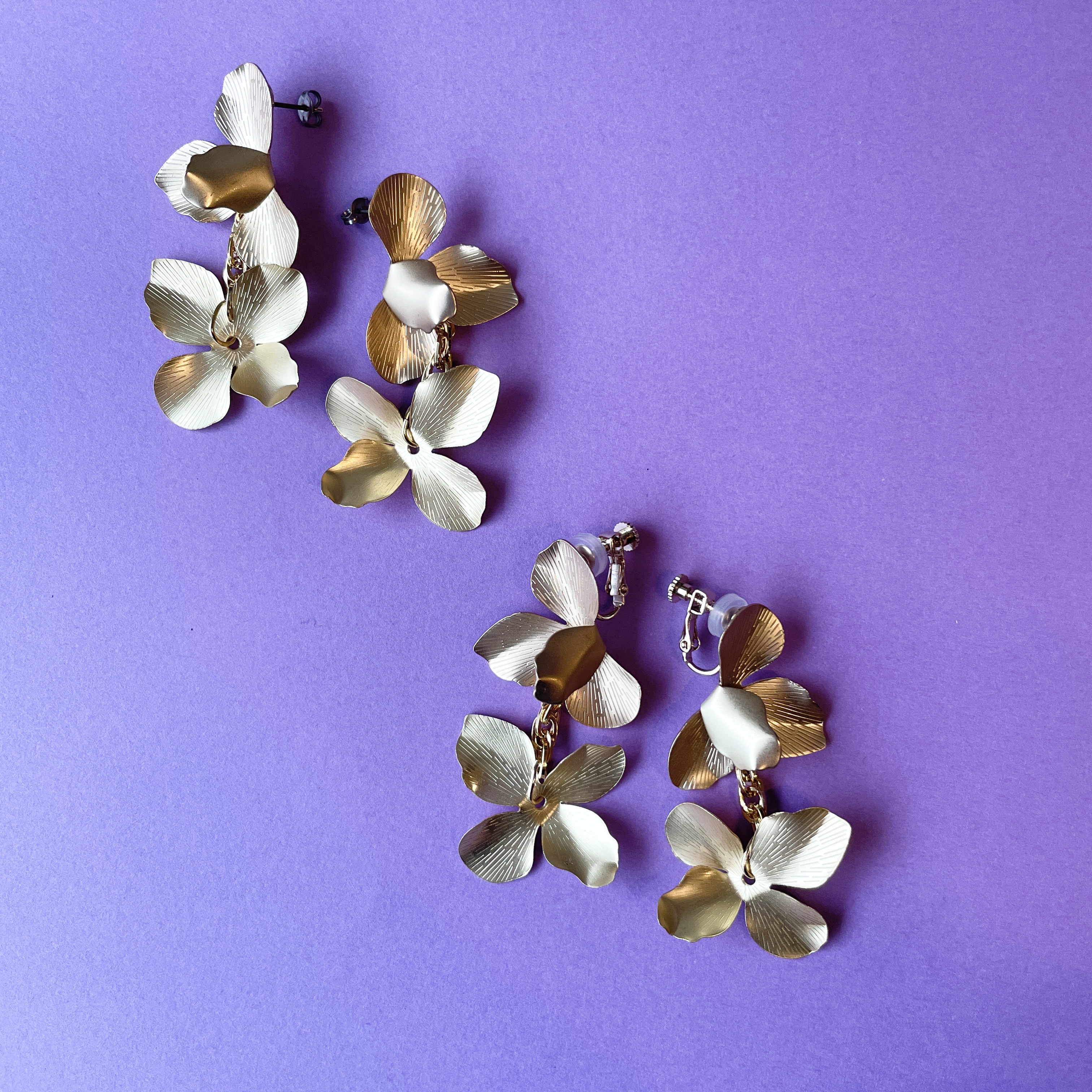 Matt gold flower double