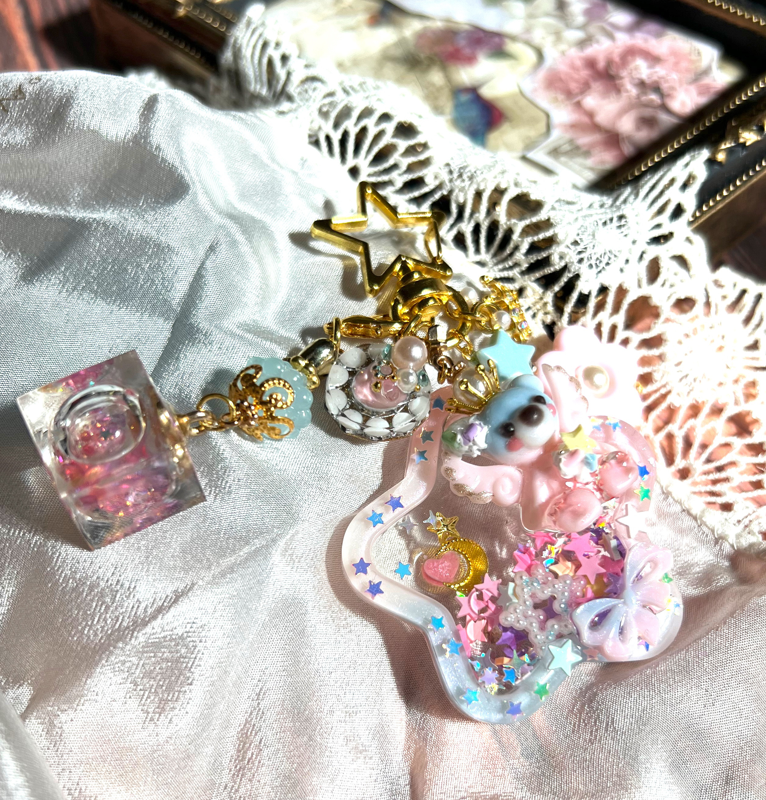 くまさんスノードーム♡キーホルダー パステル色星の天使くまちゃんシャカシャカキーホルダー(名前