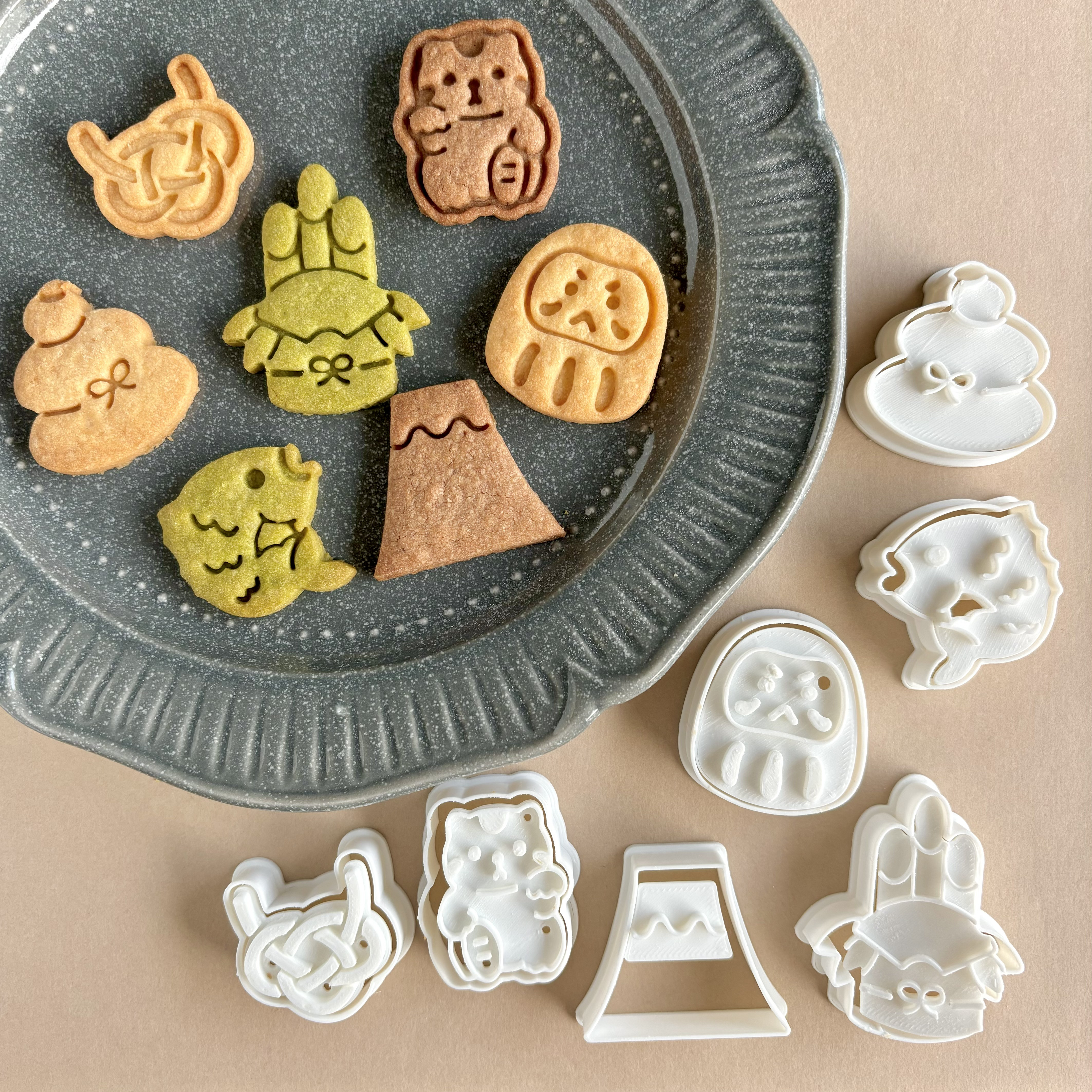 クッキー型 モノグラム柄 5点セット