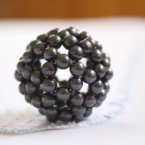 受注製作】フラーレン 4mm天然ヘマタイト その他アクセサリー Shop  