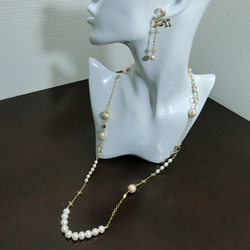 淡水本真珠のロングネックレス・16金仕上げゴールドチェーン 4枚目の画像