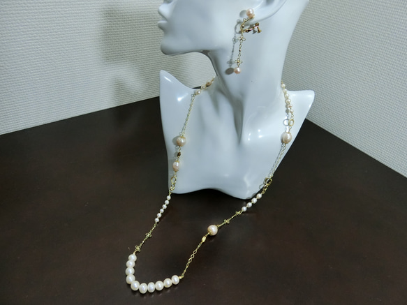 淡水本真珠のロングネックレス・16金仕上げゴールドチェーン 4枚目の画像