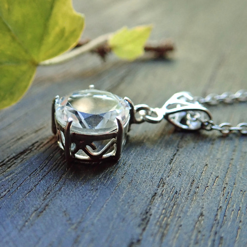 銀の石座ネックレス～クリスタル～ ネックレス・ペンダント LUNA SHIP