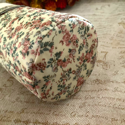 ❁500ml〜600ml ❁リバティ ムーン・モス❁ペットボトルホルダー  