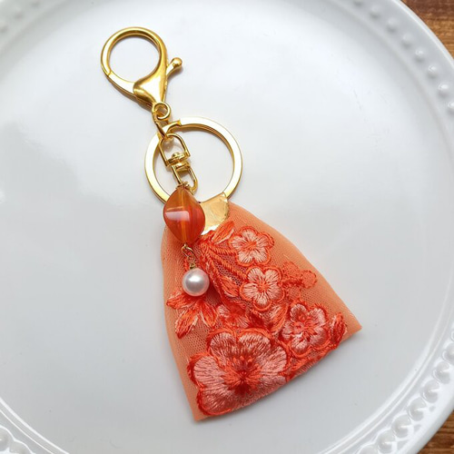 バッグチャーム インド刺繍 オレンジ キーホルダー インド刺繍