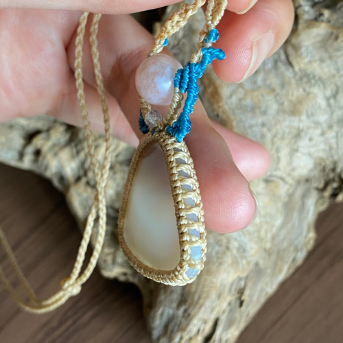 ♢売約済♢密かなる虹 イリスアゲート ペンダント 01 マクラメ