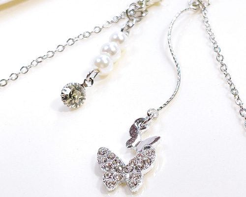 ♪❤️ 蝶々　ちょう　ビーズ　ロンデル　マスクチェーン　メガネチェーン ♪❤️ 蝶々ちょうビーズロンデルマスクチェーンメガネチェーン