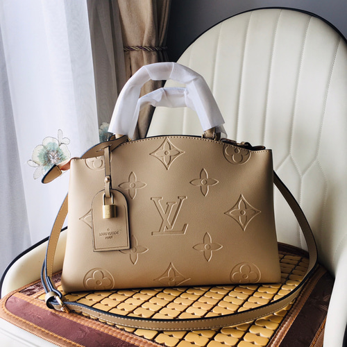 ルイヴィトンLouis Vuittonショルダーバッグ女性大人気新品未