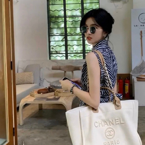 Chanel シャネル トートバッグ トートバッグ nini 通販 14784355 Chanel シャネル トートバッグ トートバッグ nini 通販 14784355