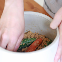 ぬか漬けの秋！【岐阜県多治見産】えんける道具店の甕（かめ）4リットル 3枚目の画像