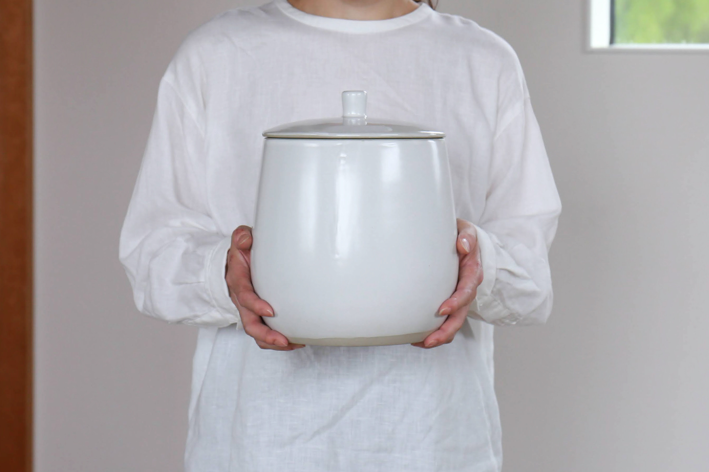 お味噌（約3.6キロ）の仕込みに、ぬか漬け容器に【岐阜県多治見産】えんける道具店の甕（かめ）4リットル