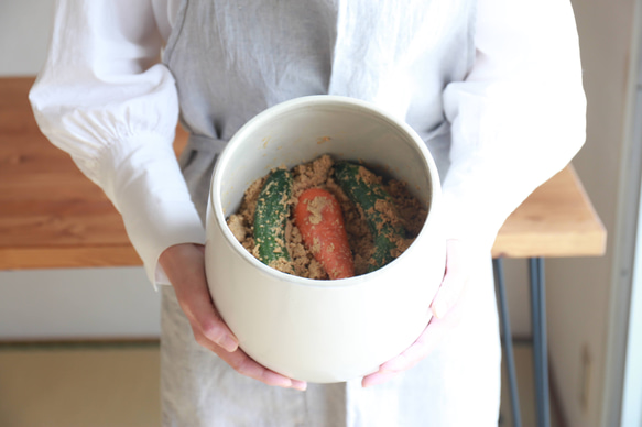 ぬか漬けの秋！【岐阜県多治見産】えんける道具店の甕（かめ）4リットル 2枚目の画像