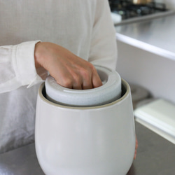 ぬか漬けの秋！【岐阜県多治見産】えんける道具店の甕（かめ）4リットル 11枚目の画像