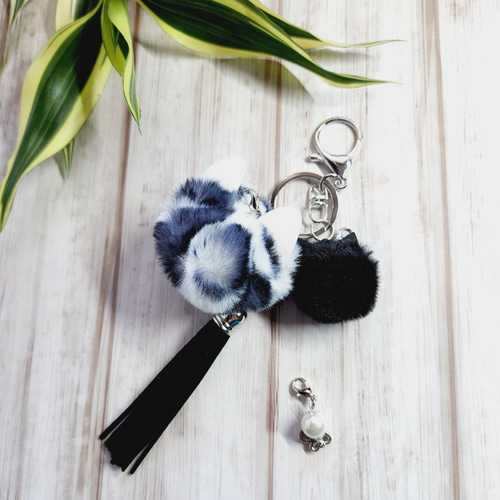 猫耳ファーバッグチャーム(シルバー) その他アクセサリー 手仕事