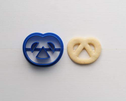グミッツェル　プレッツェル型菓子セット 2箱 楽天市場】グミ プレッツェル（スイーツ・お菓子）の通販
