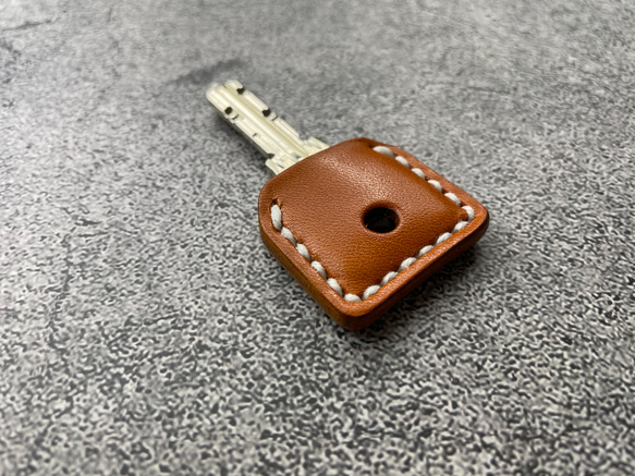 【手工縫製】MIWA PR/PS 駝色真皮鑰匙套（厚皮轉動鑰匙手感好⁈） 第2張的照片