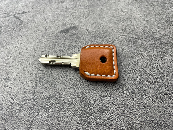 【手工縫製】MIWA PR/PS 駝色真皮鑰匙套（厚皮轉動鑰匙手感好⁈） 第5張的照片