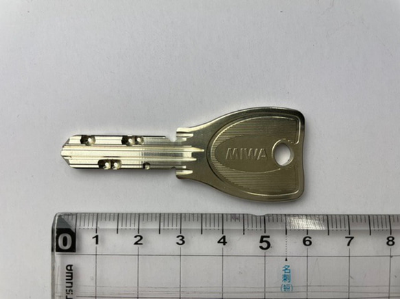 【手工縫製】MIWA PR/PS巧克力色真皮鑰匙套（厚皮轉動鑰匙手感好⁈） 第11張的照片