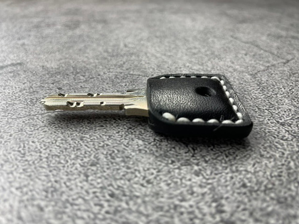 【手工縫製】MIWA PR/PS用黑色真皮鑰匙套（厚皮轉動按鍵手感好⁈） 第6張的照片