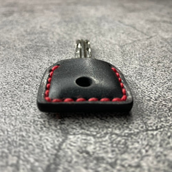 【手工縫製】MIWA PR/PS紅線黑色真皮鑰匙套（用厚皮轉動鑰匙感覺很好⁈） 第10張的照片