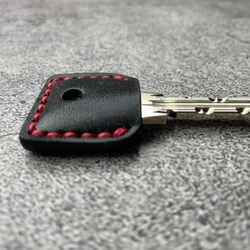 【手工縫製】MIWA PR/PS紅線黑色真皮鑰匙套（用厚皮轉動鑰匙感覺很好⁈） 第7張的照片