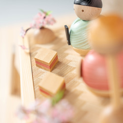 ことの木製ひな人形｜親王飾り(0302)｜コンパクトな木製雛人形｜ひな祭り｜雛人形｜ひな人形 5枚目の画像
