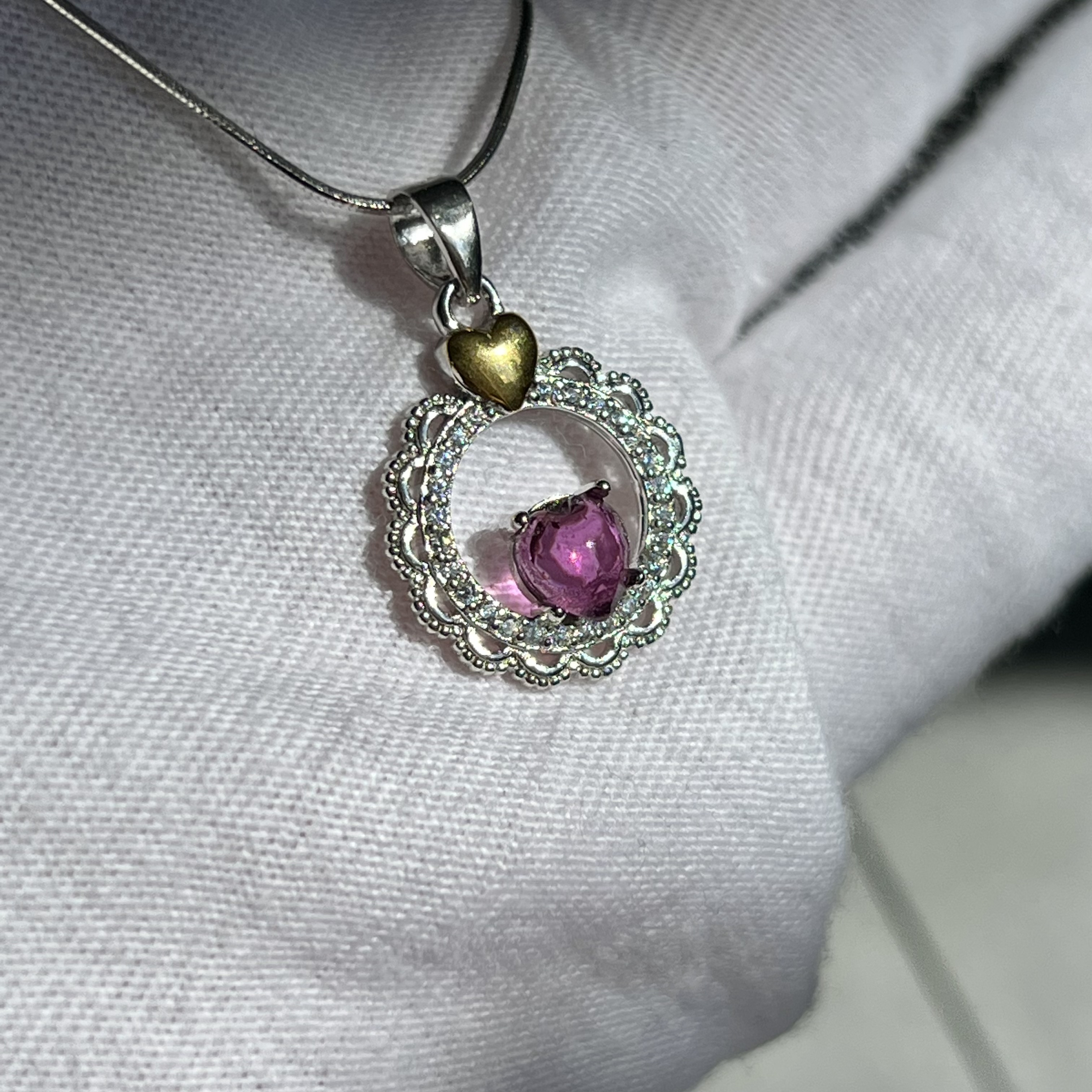 イギリス発送　パープルロードナイトガーネット　ダントヘッド　Silver925 縁起物　上品　豪華