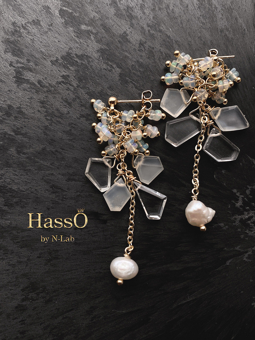 *天然石 14kgf* クリアな輝き ロングピアス イヤリング *クリスタル ムーンストーン*