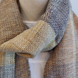 手織り　ウールとシルクのやさしいマフラー　作品2219 2枚目の画像