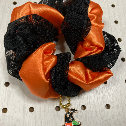 ハロウィンシュシュ ツイスト シュシュ nyannyanhirorin 通販 14788803