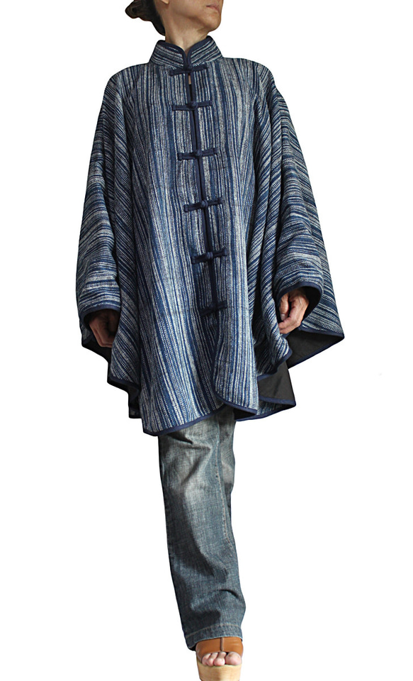 ざっくりジョムトン手織り綿インディゴ染めチャイナケープ（JFS-009-03） 3枚目の画像