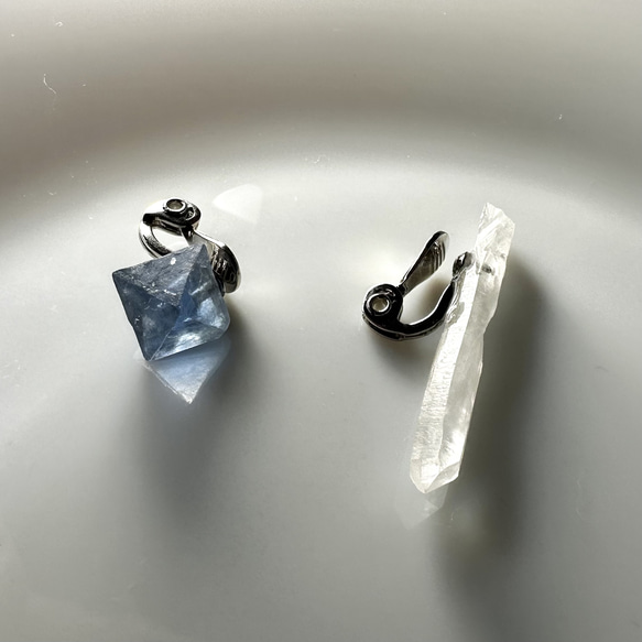 Bingham 的藍色螢石和水晶耳環 第5張的照片