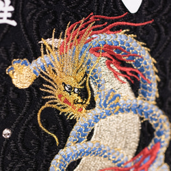 伝統ｘ金襴のお名前旗★スタンド付★金襴総刺繍のお名前旗【虎柄】 7枚目の画像