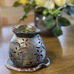 【再販】お茶の香りと可愛いお花の灯りが楽しい焼き締め茶香炉3点セット 20枚目の画像