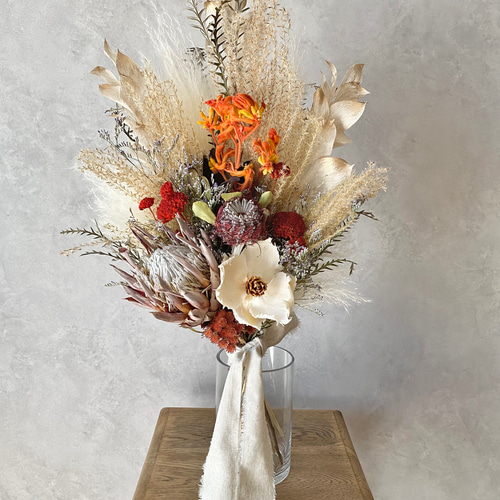プロテアとパームフラワーのウェディングブーケ/ドライフラワーブーケ  