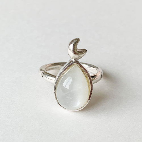 ｢SV99.9％｣ホワイトムーンストンリング(13号)