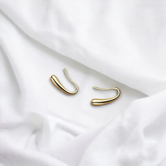 ピアス フック 18K シルバー925 雫 ディアドロップ シンプル 小さめ アレルギー対応 仕事 プレゼント 11枚目の画像