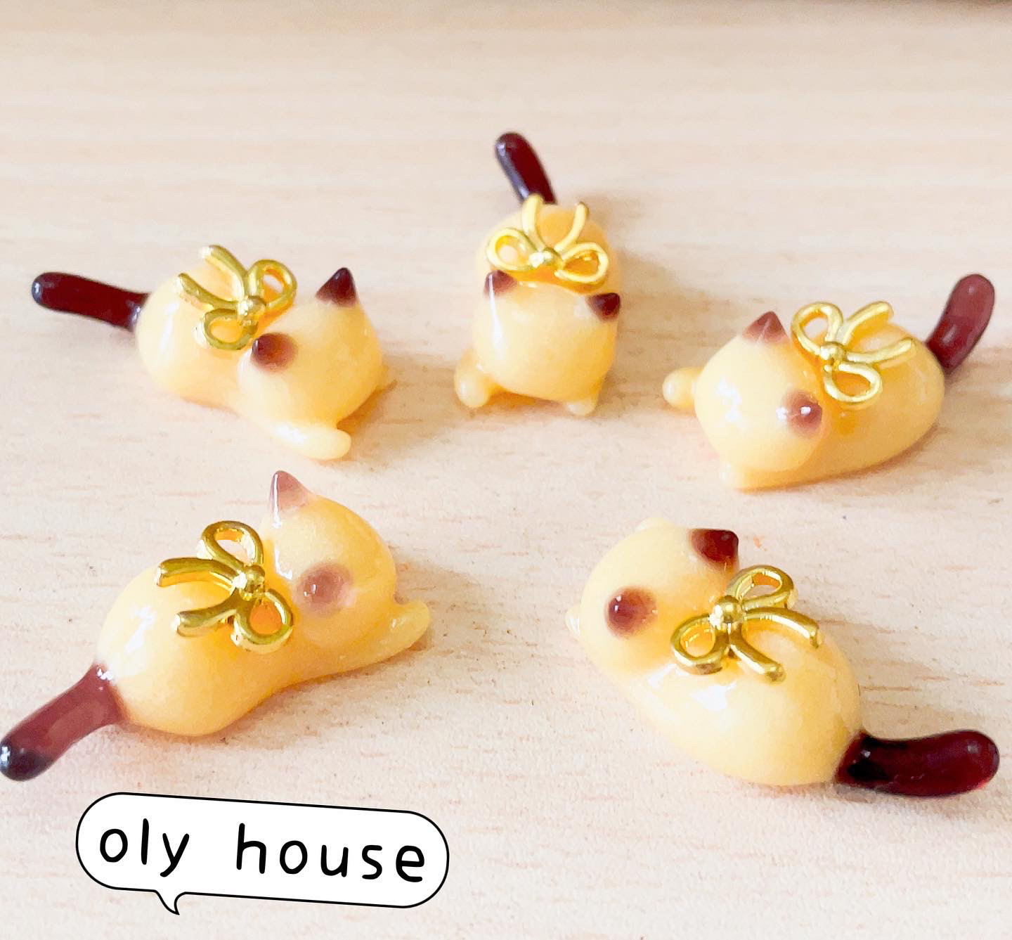 【№196】ねこちゃん　レジンパーツ №142】ぐでねこちゃん・じゃれねこちゃんレジンパーツ