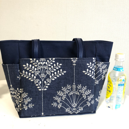 少し大き目なトートバック インポート刺繡生地×ブルー系 トートバッグ 