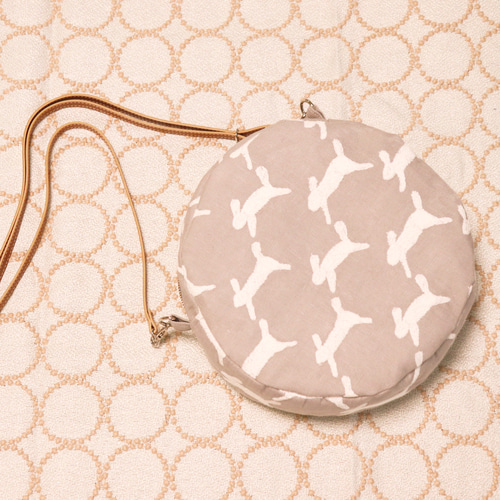 ミナペルホネン生地ショルダーバッグ ショルダーバッグ Bonjour 通販  