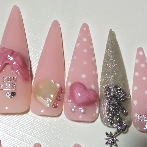 ネイルチップ・付け爪 M ジェルネイルチップ☆付け爪~鬼ロングポイント☆現品販売