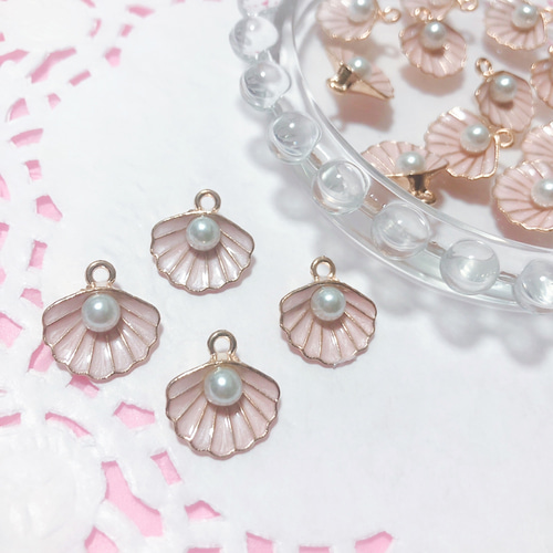 4個 ピンク ゴールド シェル パーツ チャーム アモール チャーム AmoR  