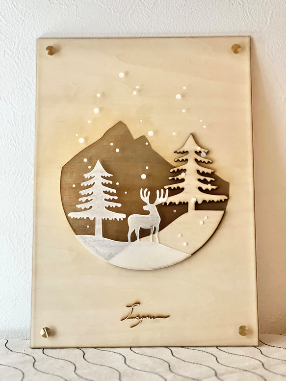 『冬山のトナカイ』【真鍮金具×アクリル×木のアートパネル】ご自宅やプレゼントに☆ 4枚目の画像