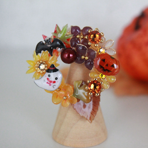 ブローチとしても使える秋のリース ハンドメイド ブローチとしても使える秋のリース ハンドメイド