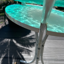 新作　南の島とエメラルドグリーンの海　ホワイトビーチワールド レジン　海の波紋　ガラスサイドテーブルSEA  table 7枚目の画像